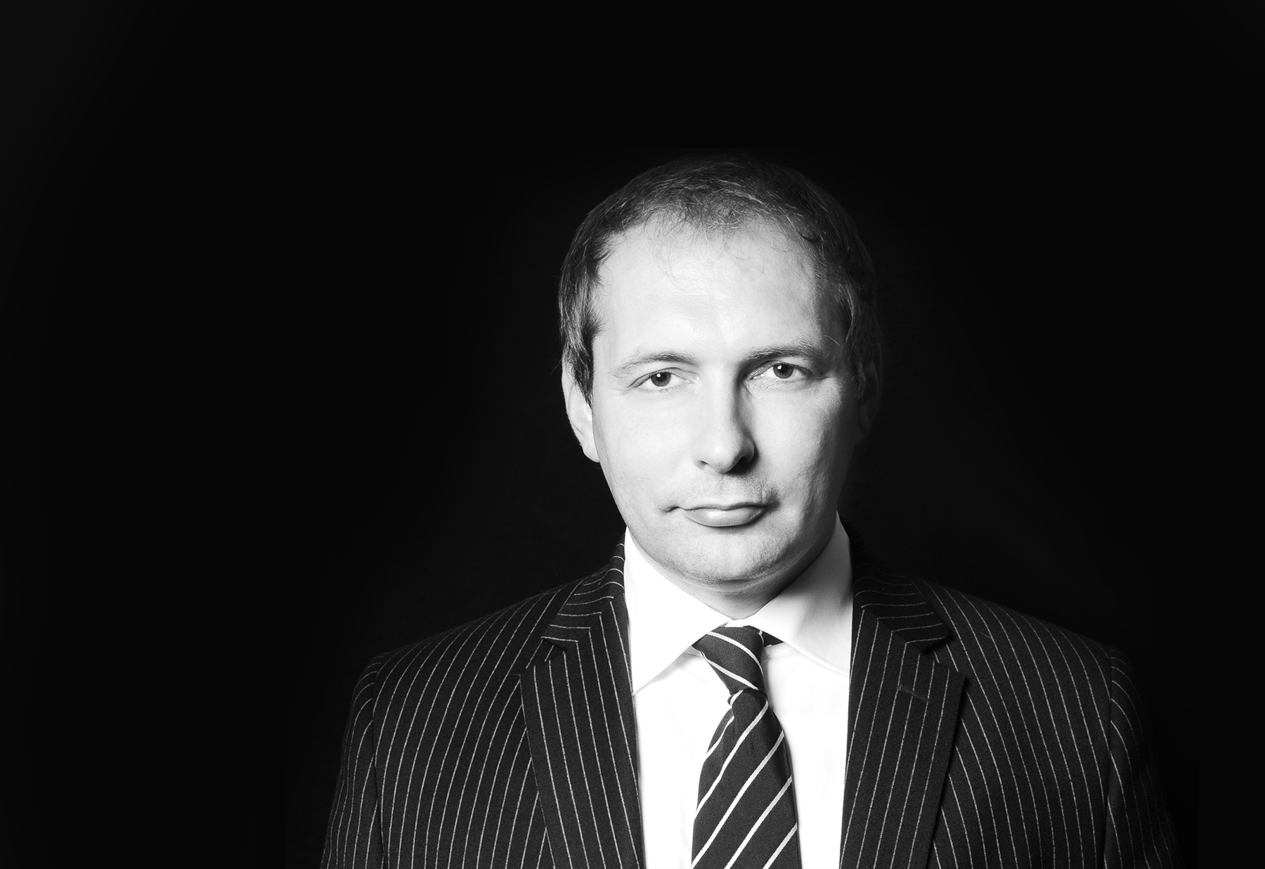 langguth-header-immobilienrecht-verfassungsrecht-baurecht-lebenslauf